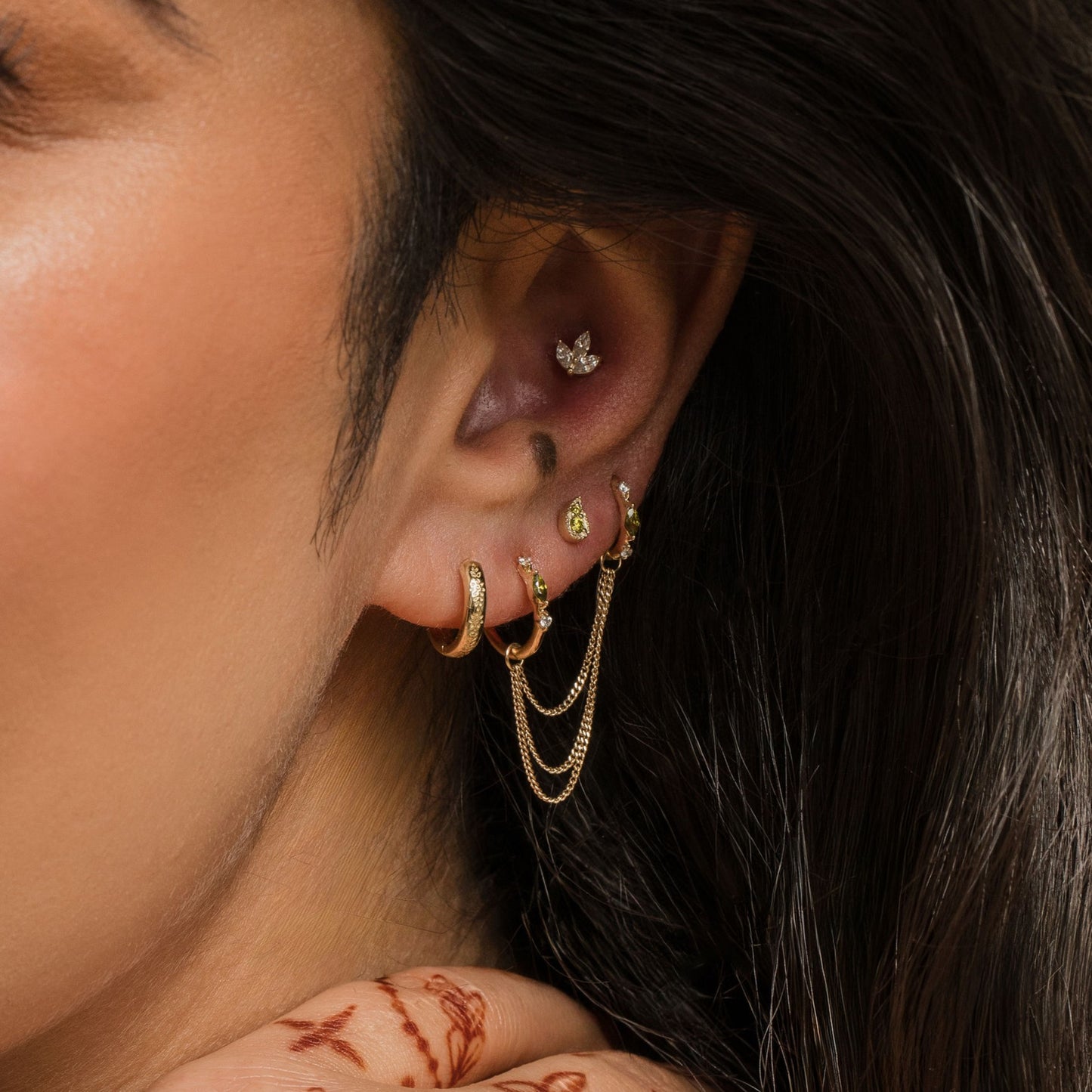 Laura Bond 14k solid yellow gold olive green Paisley flat back labret stud earring 8mm Cartilage Studs