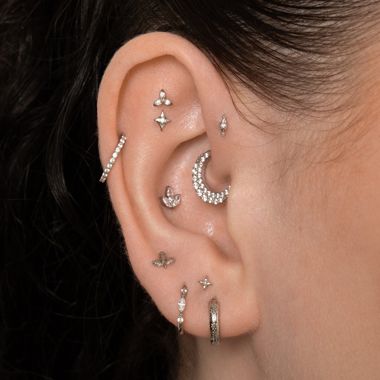 9k solid white gold Petal flat back labret stud earring 6mm Cartilage Studs Laura Bond Jewellery