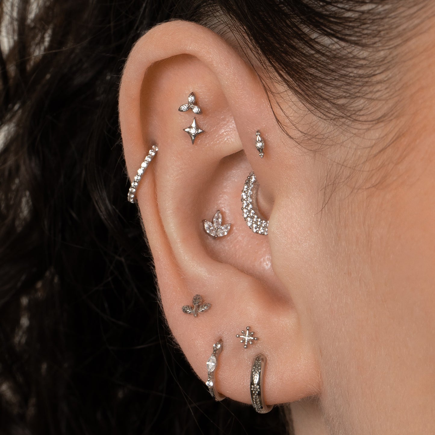 Laura Bond Jewellery Bold and Gold Edinburgh 9k solid white gold Spira flat back labret stud earring 6mm Cartilage Studs