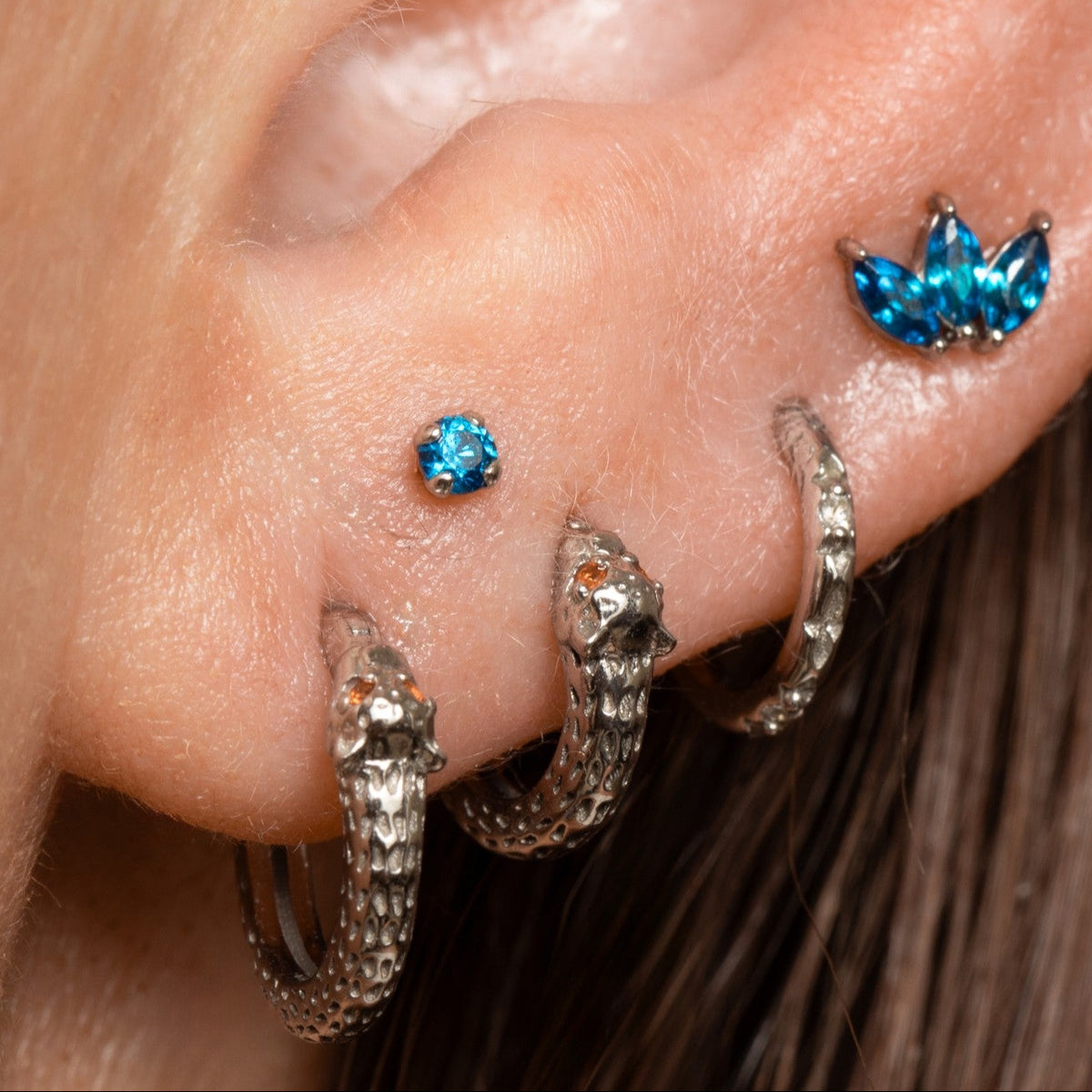 9k solid white gold 2mm blue tiny crystal gem flat back labret stud earring 6mm Cartilage Studs Laura Bond Jewellery