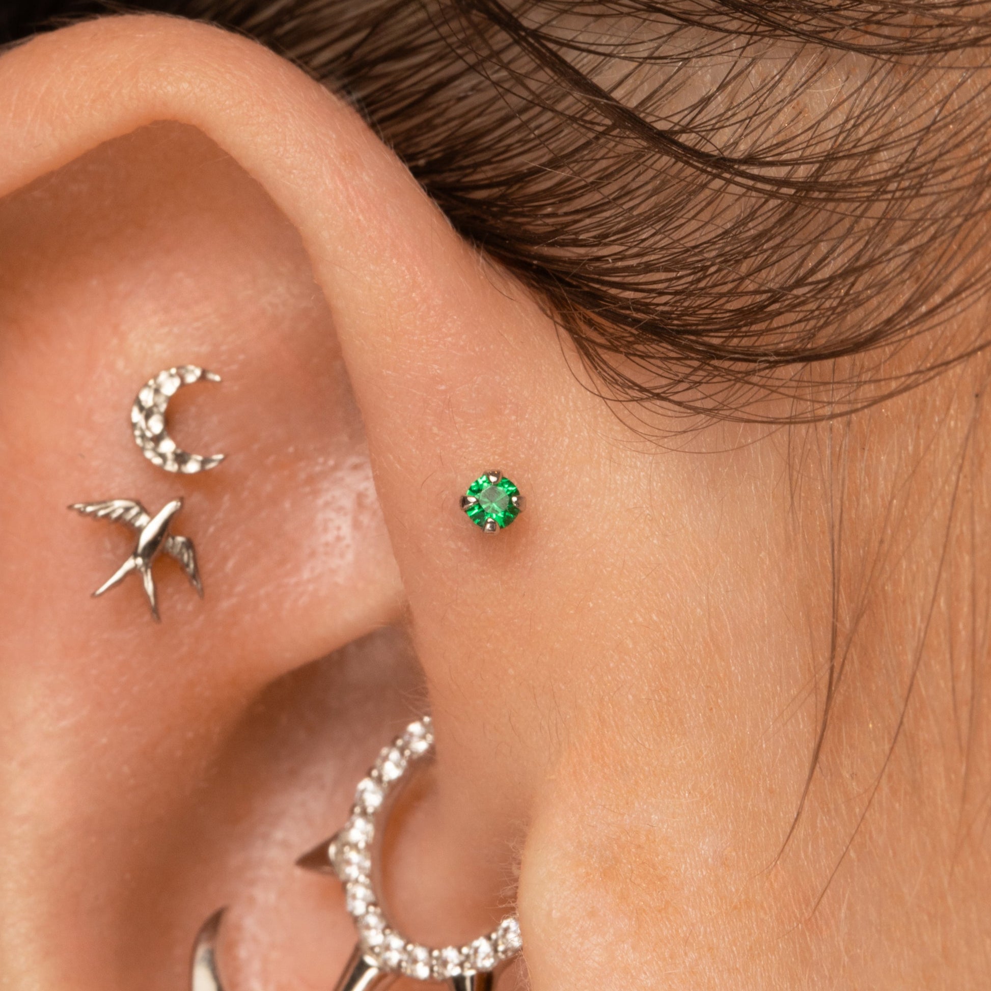 Laura Bond Jewellery 9k solid white gold tiny green crystal gem 2mm flat back labret stud earring Cartilage Studs