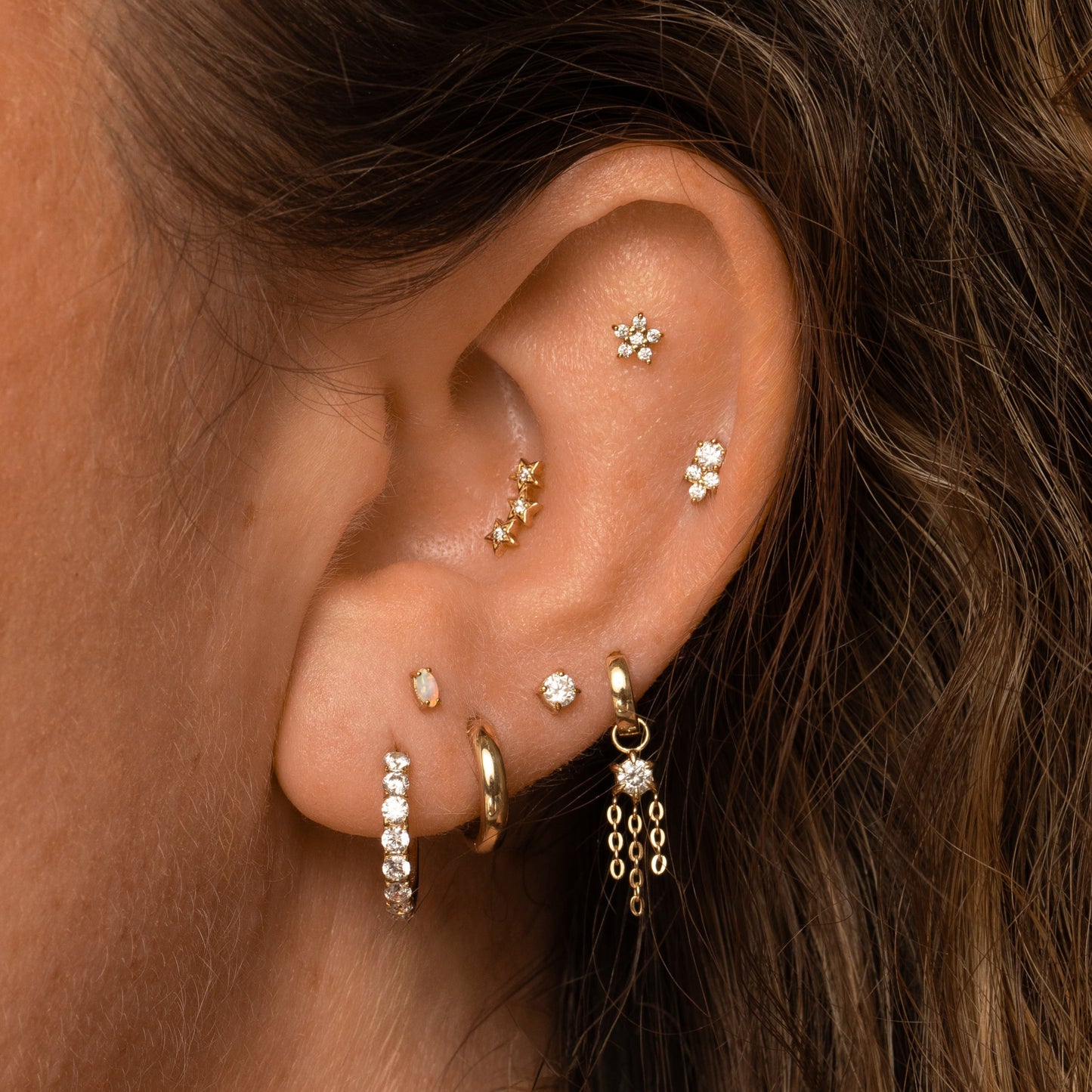 Laura Bond Jewellery 9k solid yellow gold 2.5mm single crystal gem flat back labret stud earring Cartilage Studs