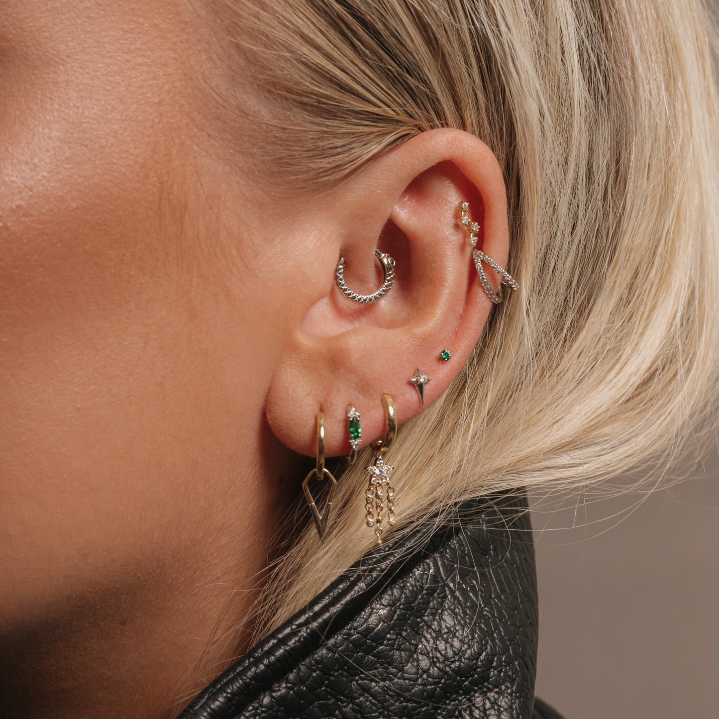 Laura Bond Jewellery 9k solid yellow gold tiny green crystal gem 2mm flat back labret stud earring Cartilage Studs