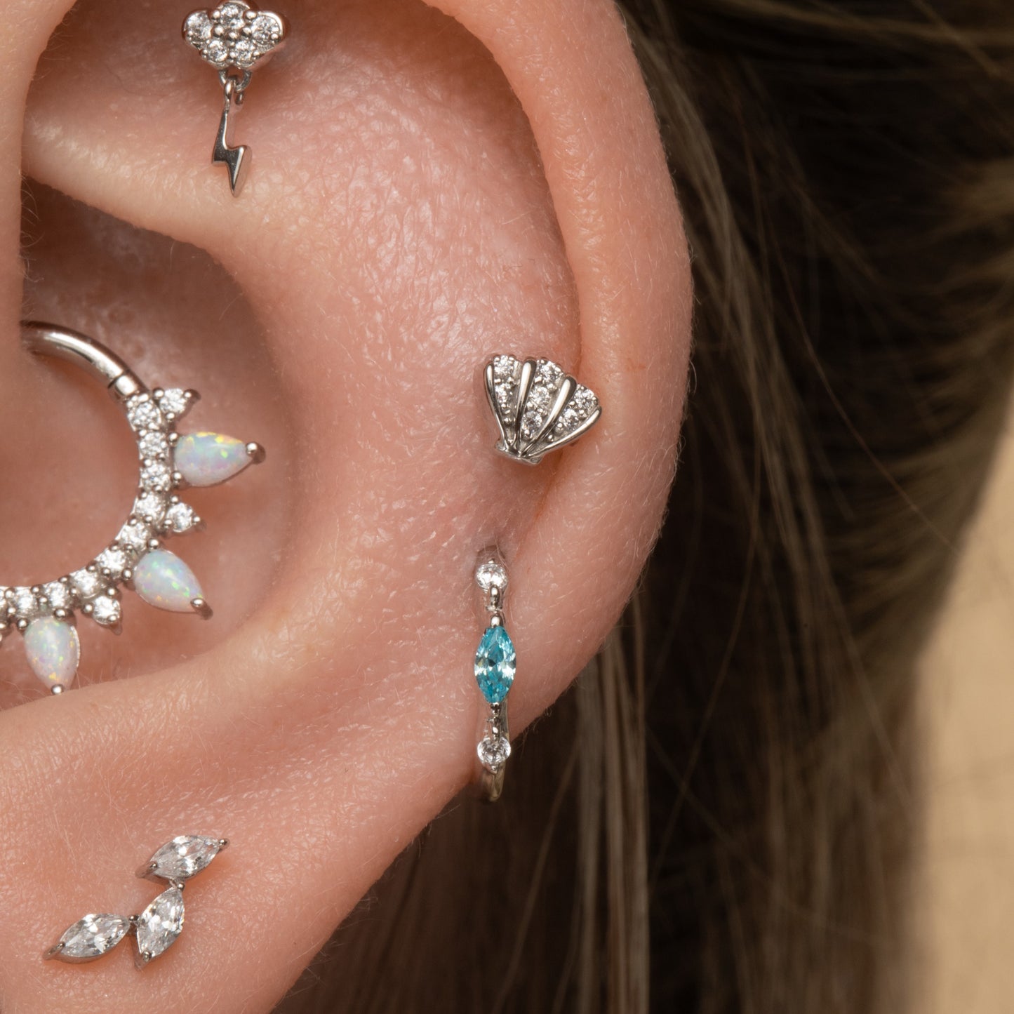 astrid miyu maria tash 9k solid white gold sparkly shell stud Cartilage Studs Laura Bond