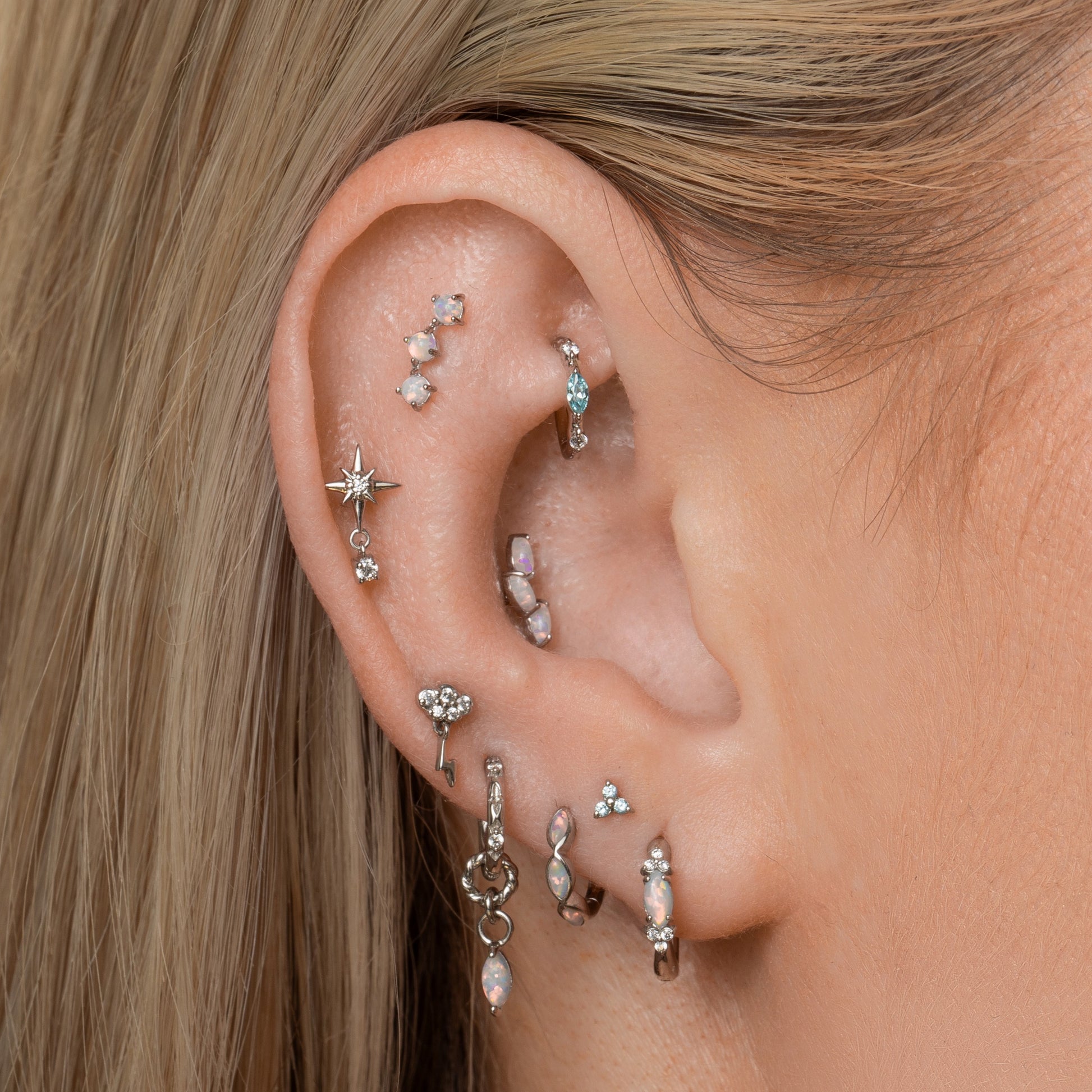 astrid miyu maria tash 9k solid white gold aqua tiny trio stud Cartilage Studs Laura Bond