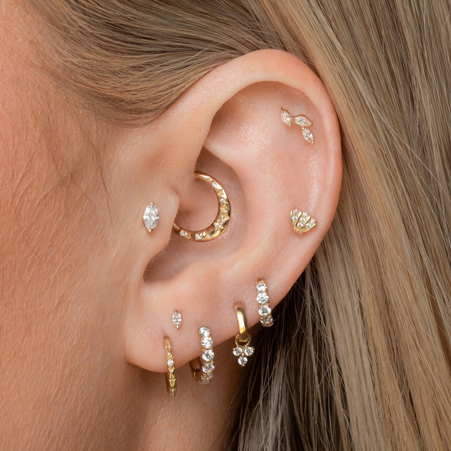 astrid miyu maria tash 14k solid yellow gold sparkly shell stud Cartilage Studs Laura Bond