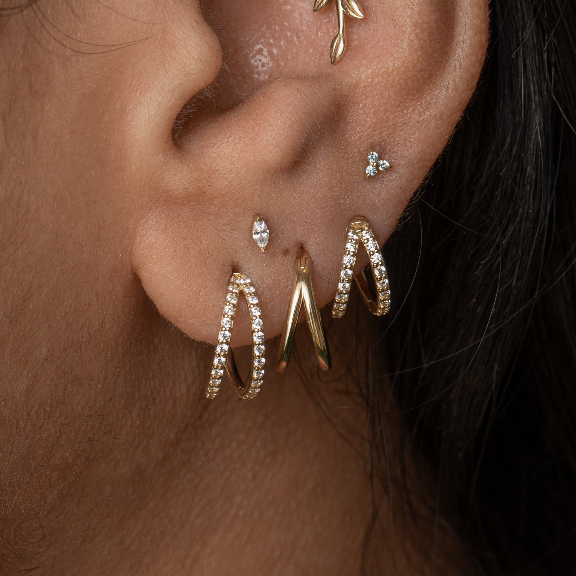 Laura Bond Jewellery 9k solid yellow gold aqua tiny trio flat back labret stud earring Cartilage Studs