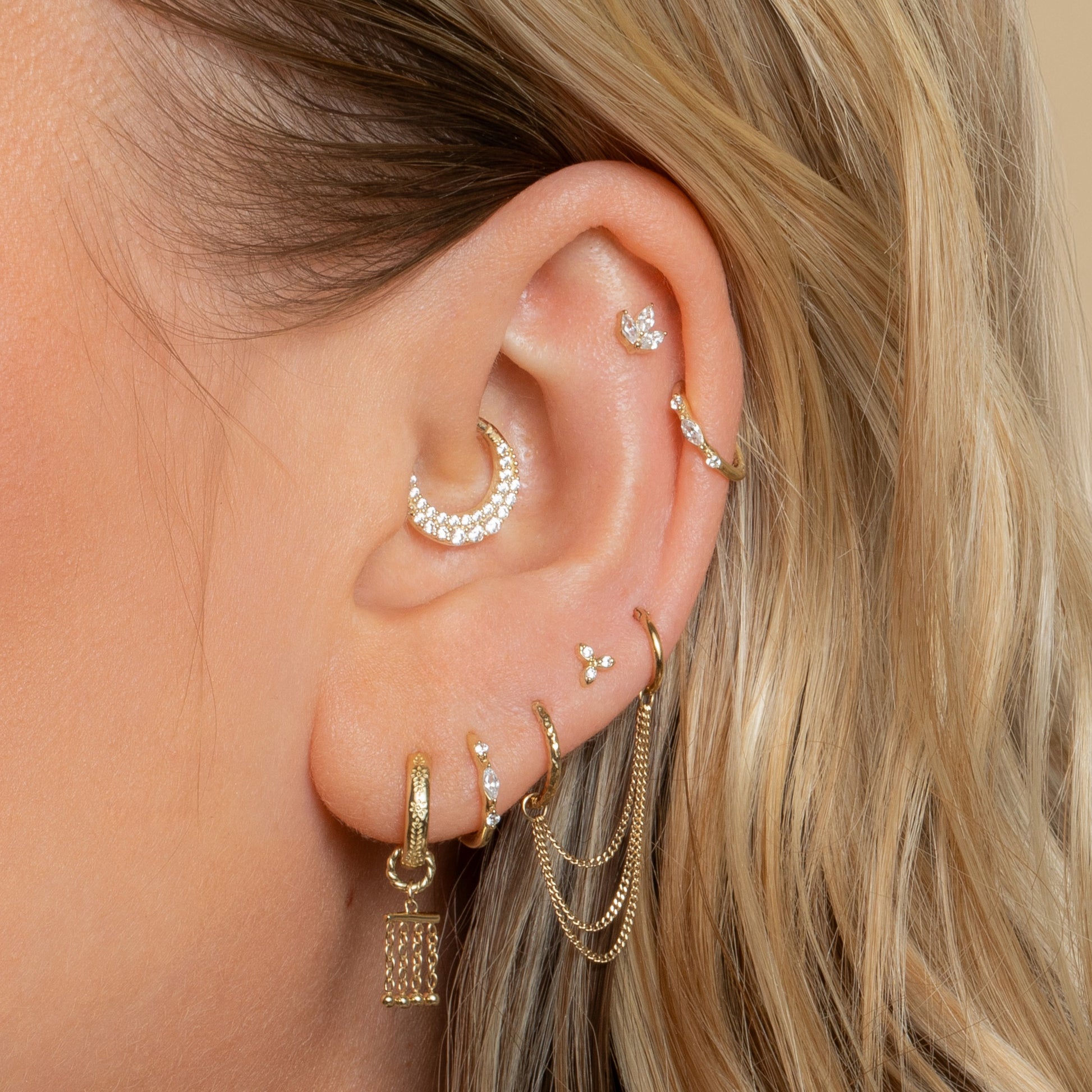 Laura Bond 9k solid yellow gold Petal flat back labret stud earring 6mm Cartilage Studs