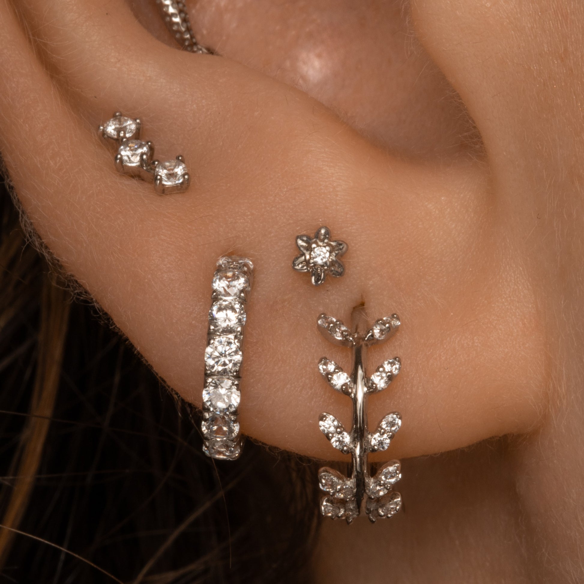 astrid miyu maria tash 14k solid white gold trinity crystal flat back labret stud earring 8mm Cartilage Studs Laura Bond