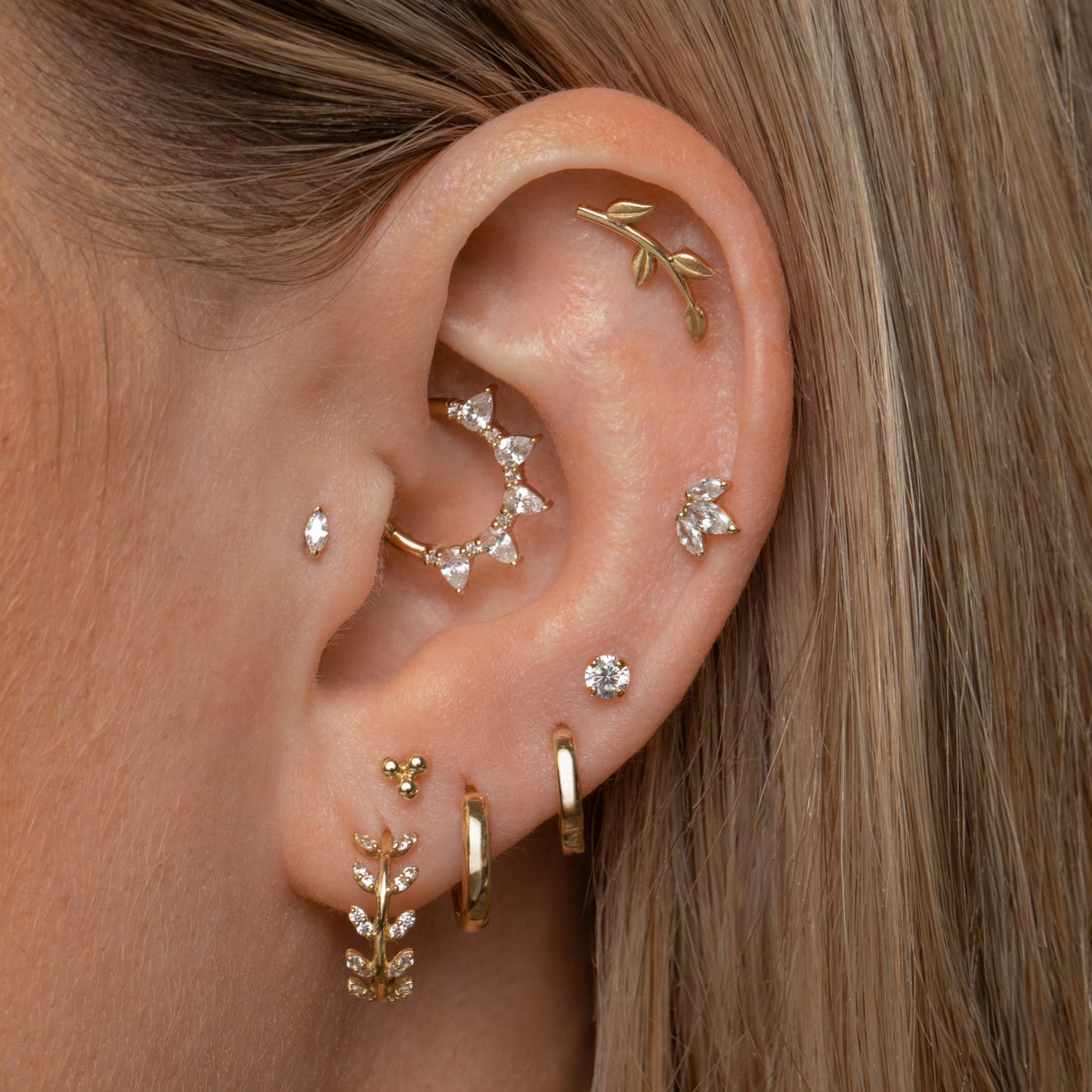 Laura Bond Jewellery Bold and Gold Edinburgh 14k solid yellow gold 3mm single crystal gem flat back labret stud earring 8mm Cartilage Studs
