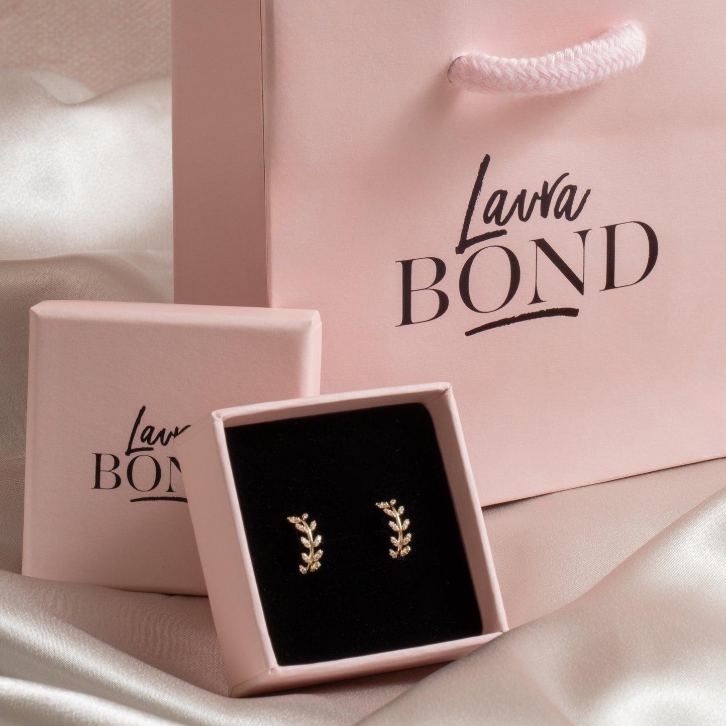 Laura Bond Jewellery Bold and Gold Edinburgh Laura Bond gift bag