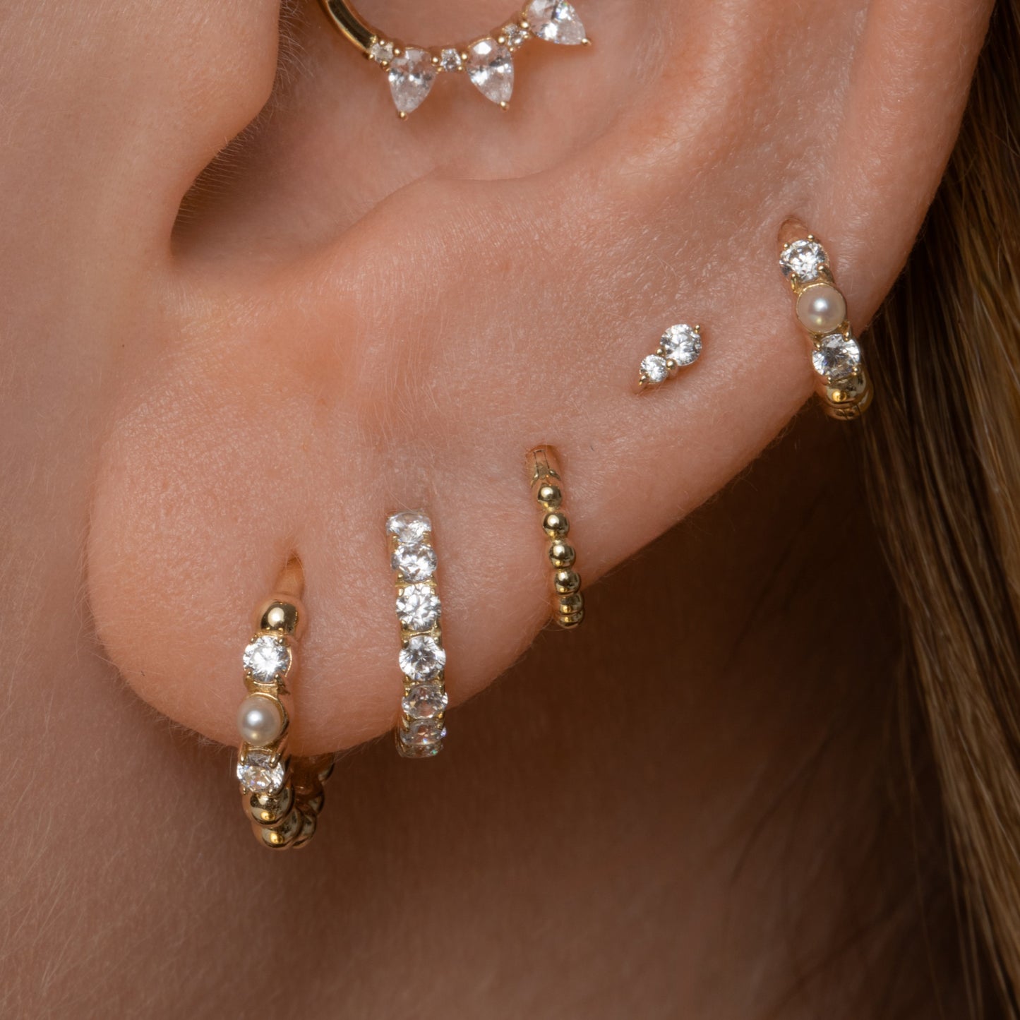 Laura Bond Jewellery 9k solid yellow gold 8mm simple crystal huggie earring Huggies and Hoops