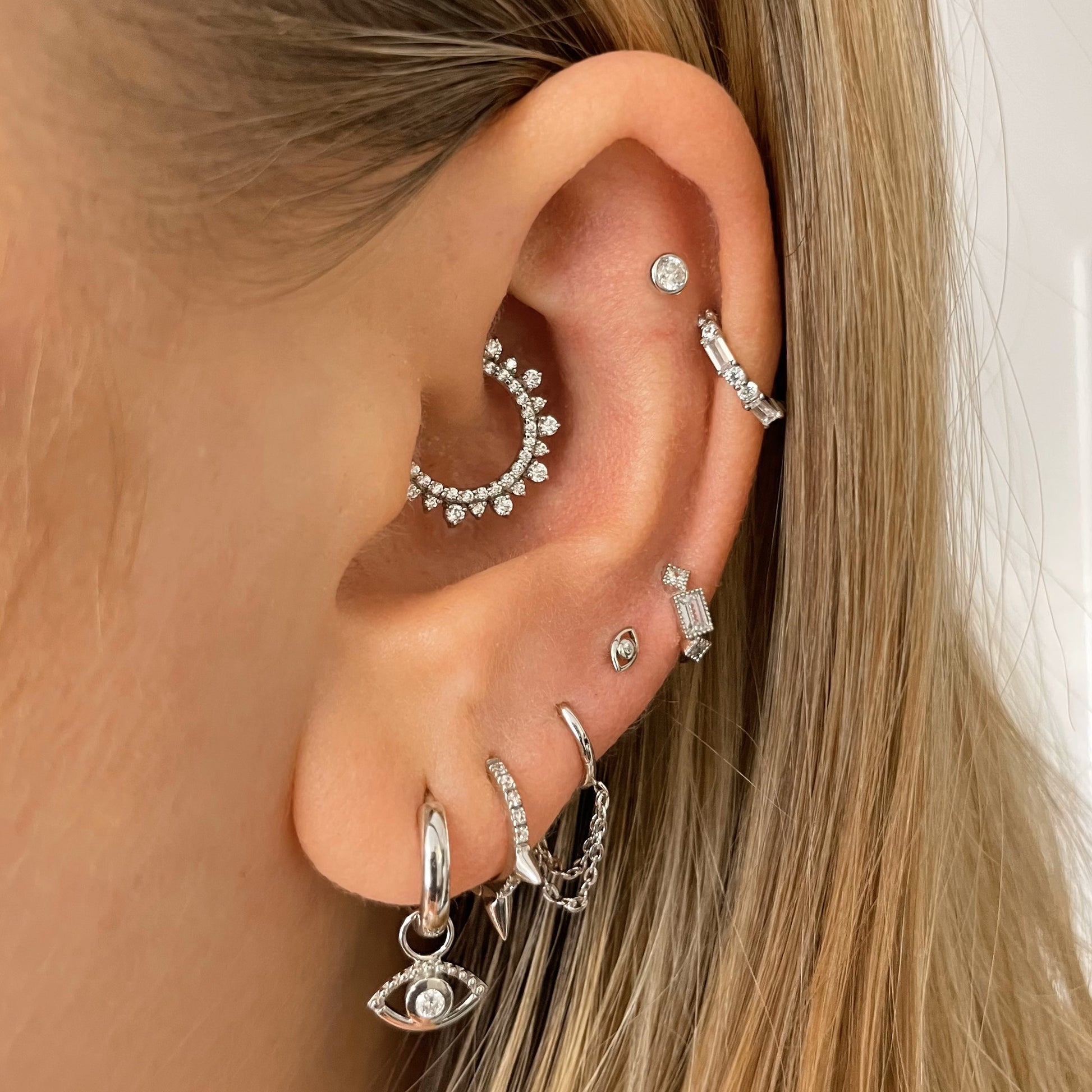 Laura Bond Jewellery 14k solid white gold bezel set single gem flat back labret stud earring 8mm Cartilage Studs