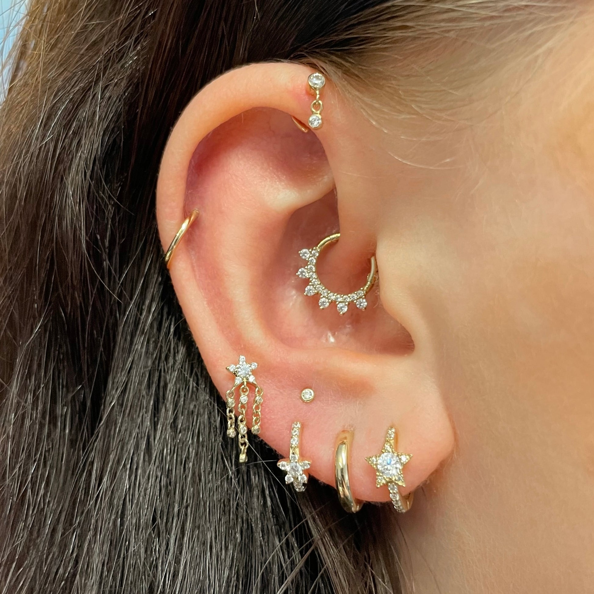 Laura Bond Jewellery Bold and Gold Edinburgh 14k solid yellow gold shooting star flat back labret stud earring 8mm Cartilage Studs